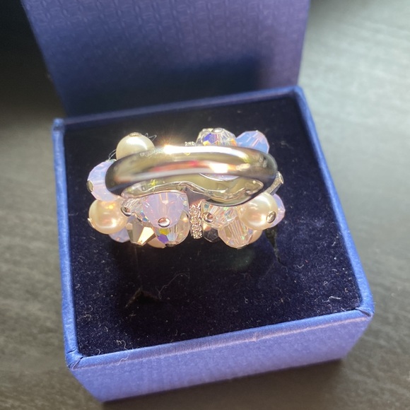 Swarovski Cocktail Ring - Picture 7 of 7